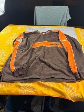 Vintage Cleveland Browns sweatshirt mens  medium  orange brown puma